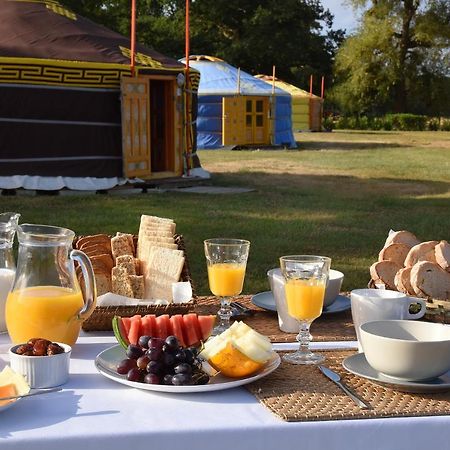 Yourte Nomade-Lodge Les Ecrennes Eksteriør bilde