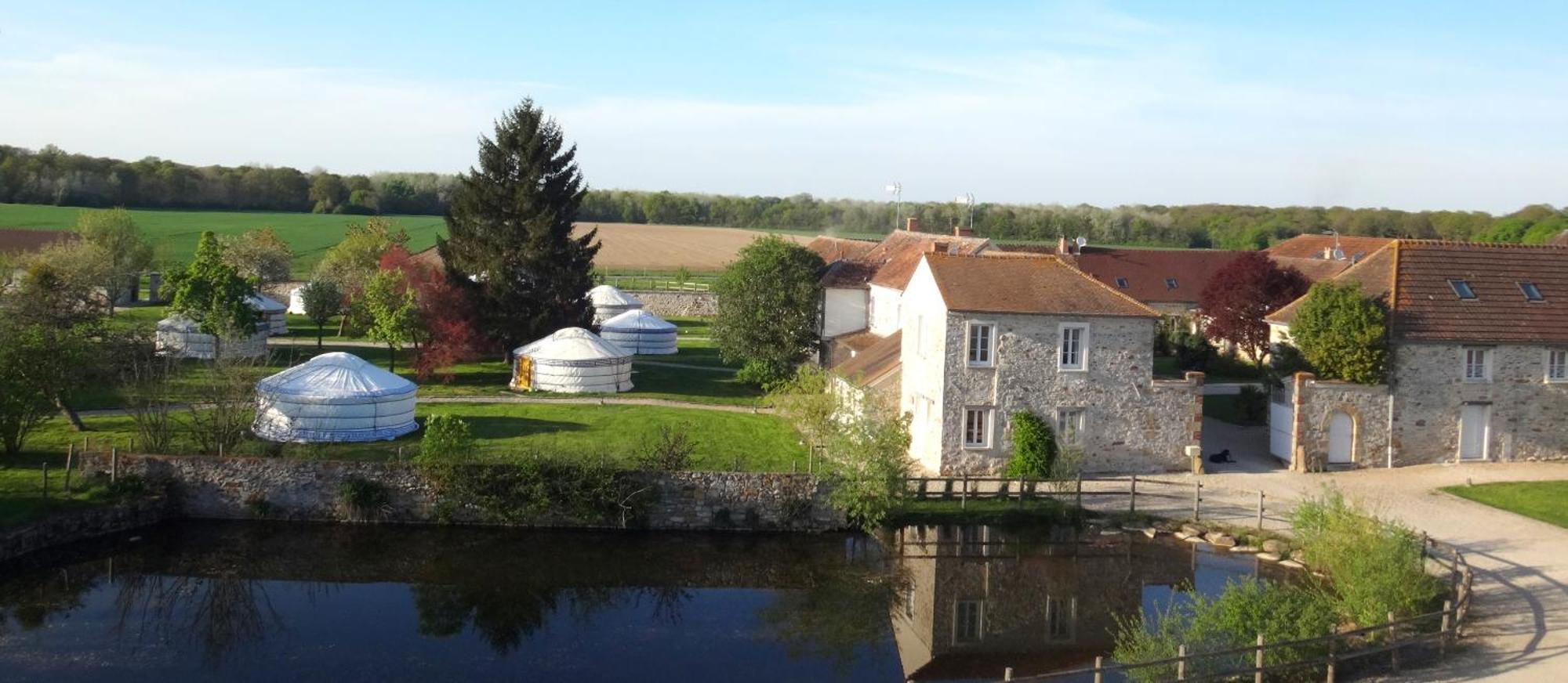 Yourte Nomade-Lodge Les Ecrennes Eksteriør bilde